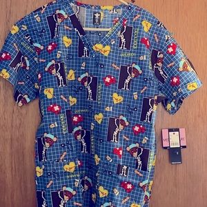 Med Couture Scrub Teddy Bear Top X-ray tech nurse size M brand new